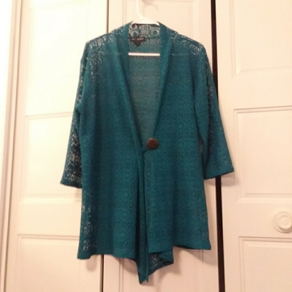 Shaw - Picture 1 of 4